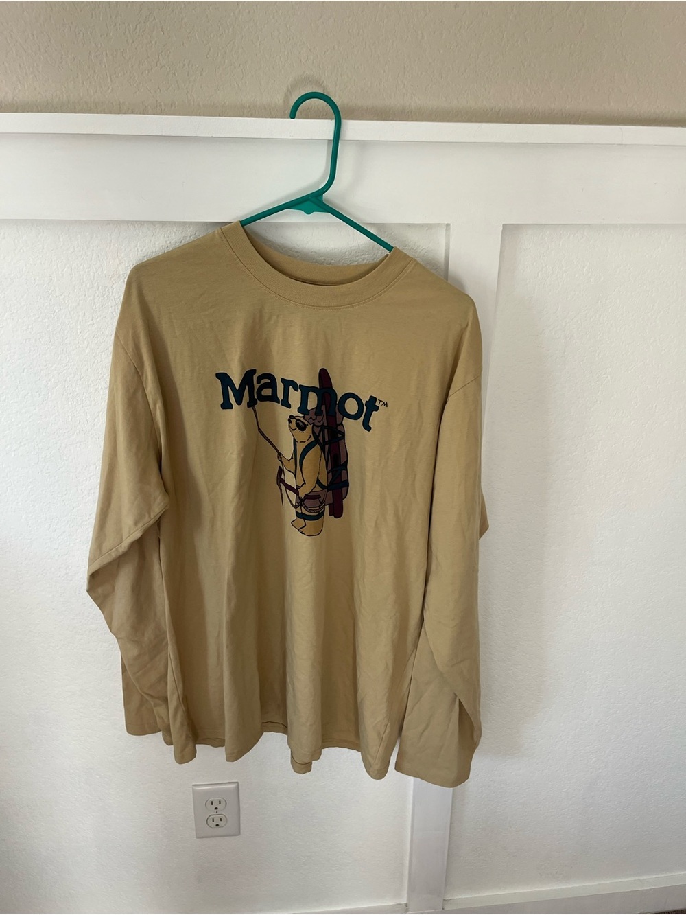 Marmot Men's XL Long Sleeve Shirt.